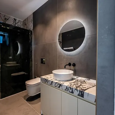 Skyline Apartment Bucharest
